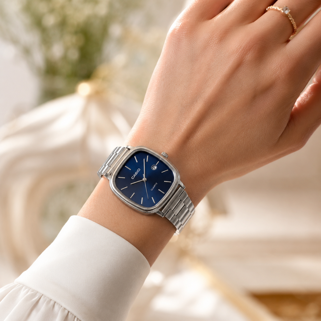 Casio Square Heritage Bleu Acier
